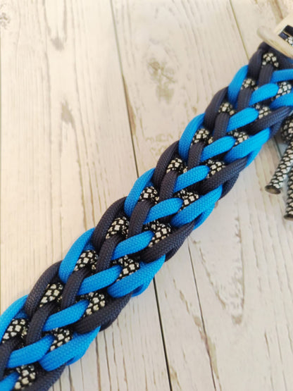 Paracord Halsband Floating Colors - Farben: Navy Blue, Colonial Blue, Silver Diamonds