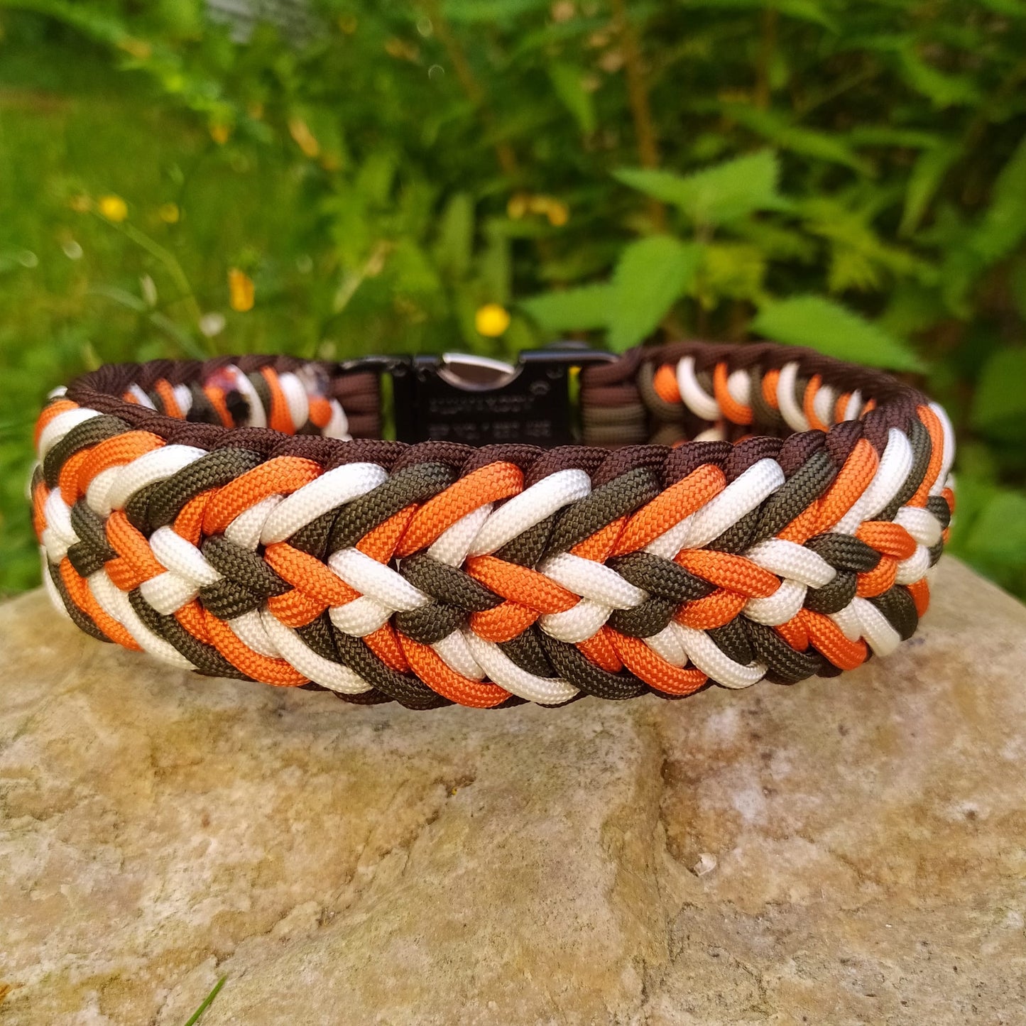 Paracord Halsband Fun - Farben: Walnut, Olive, White, Fox Orange