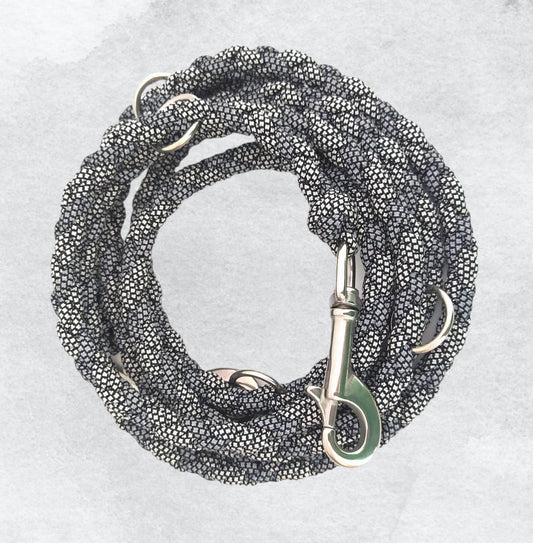 Paracord Leine - Medi - Farben: Reflektierendes Cord & Silver Diamonds