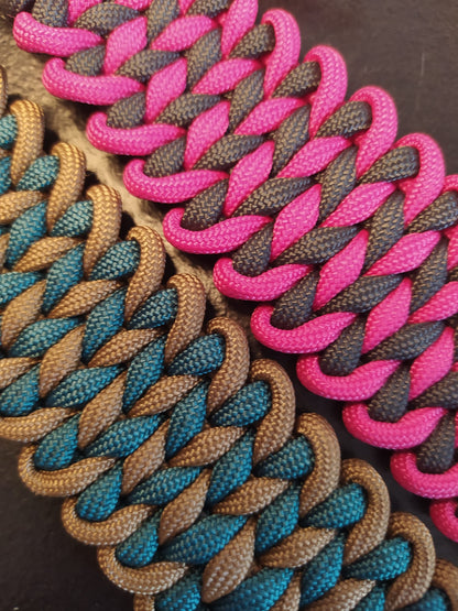 Paracord Halsband Knitted - Farben: Fuchsia & Anthrazit